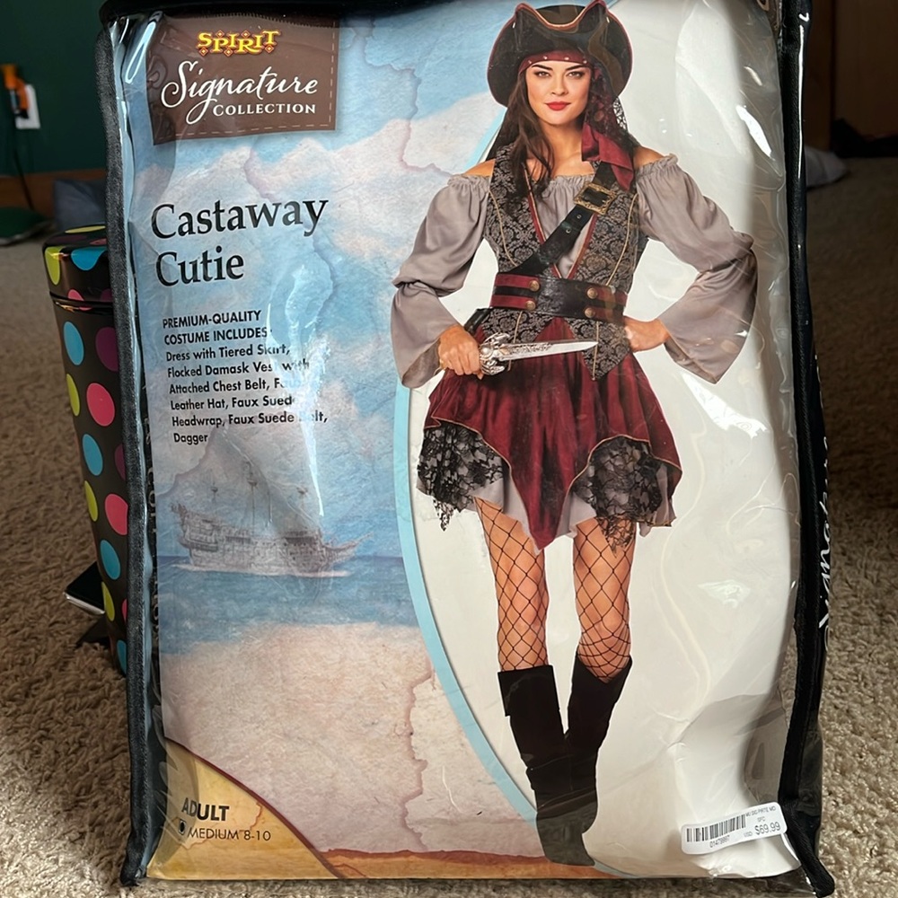 Castaway Cutie costume +Extra. Women’s M (8-10)